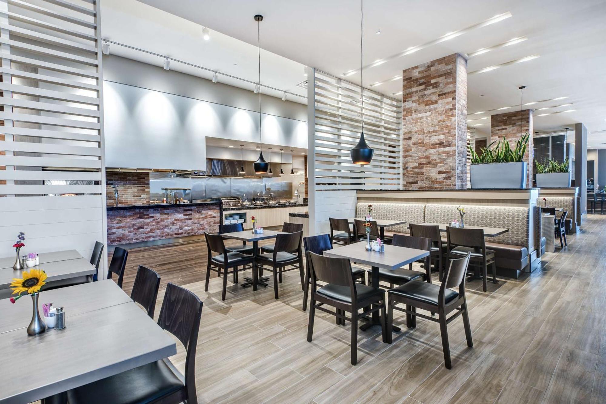 Embassy Suites By Hilton Κόλετζ Στέισον Εξωτερικό φωτογραφία